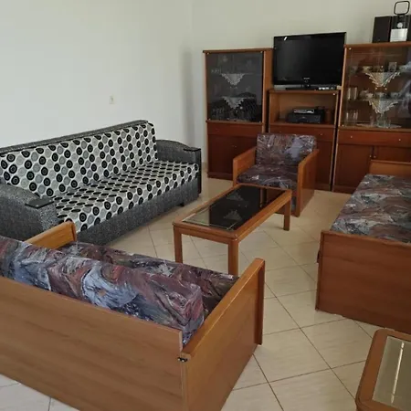 Lakollari 1st Ksamil