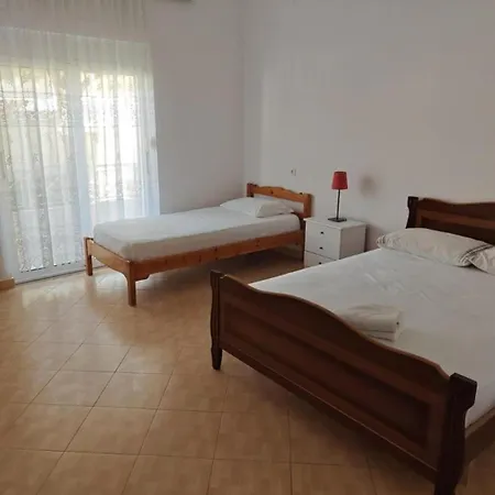 Lakollari 1st Appartamento Ksamil